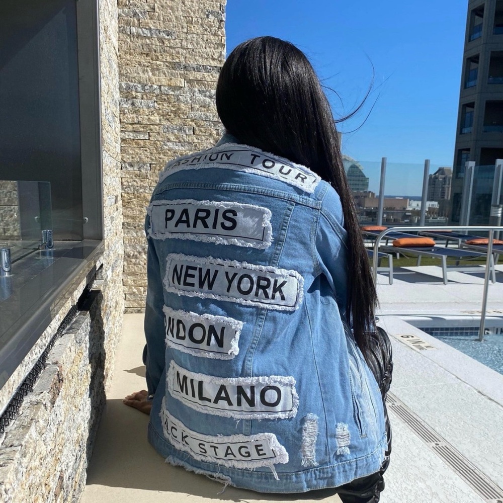 2x distressed Denim Jacket with City Patches - Picture 2 of 5